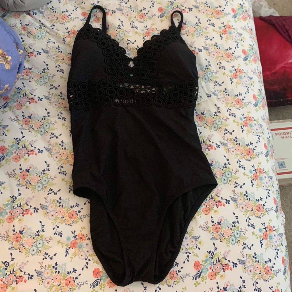Apt 9 bathing suit brand new